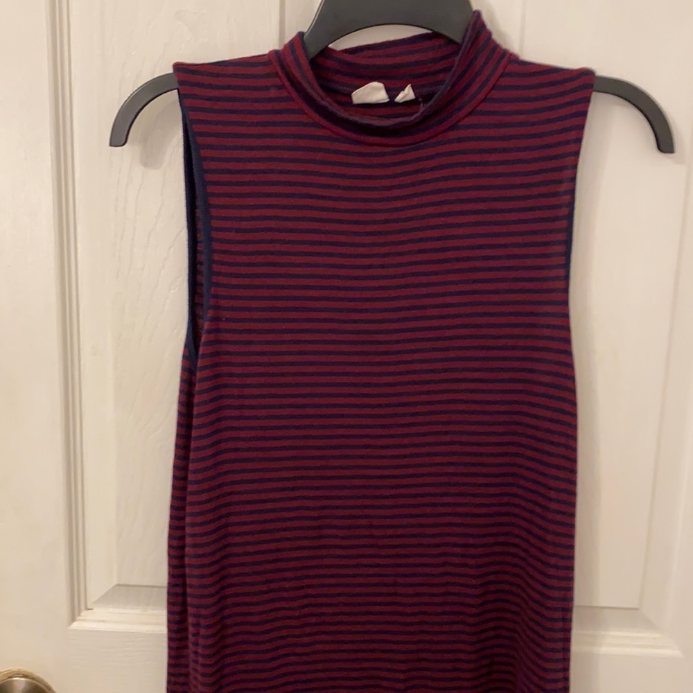 Turtle neck blouse